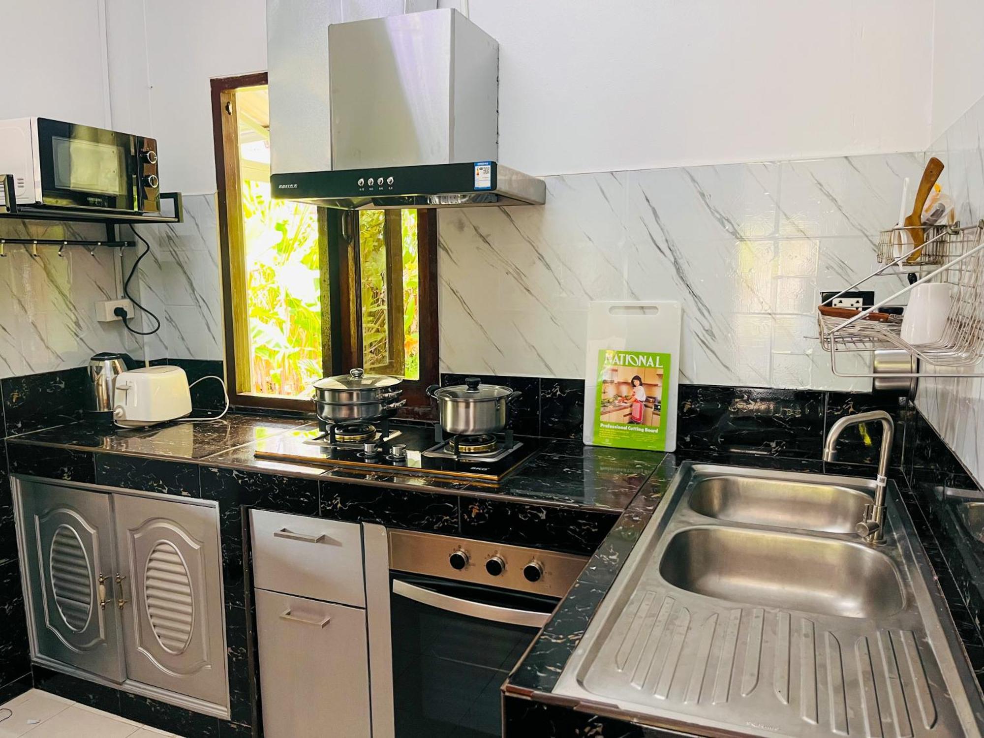 2Br Maryam Villa Near Tesco & Beach. バンタオビーチ エクステリア 写真