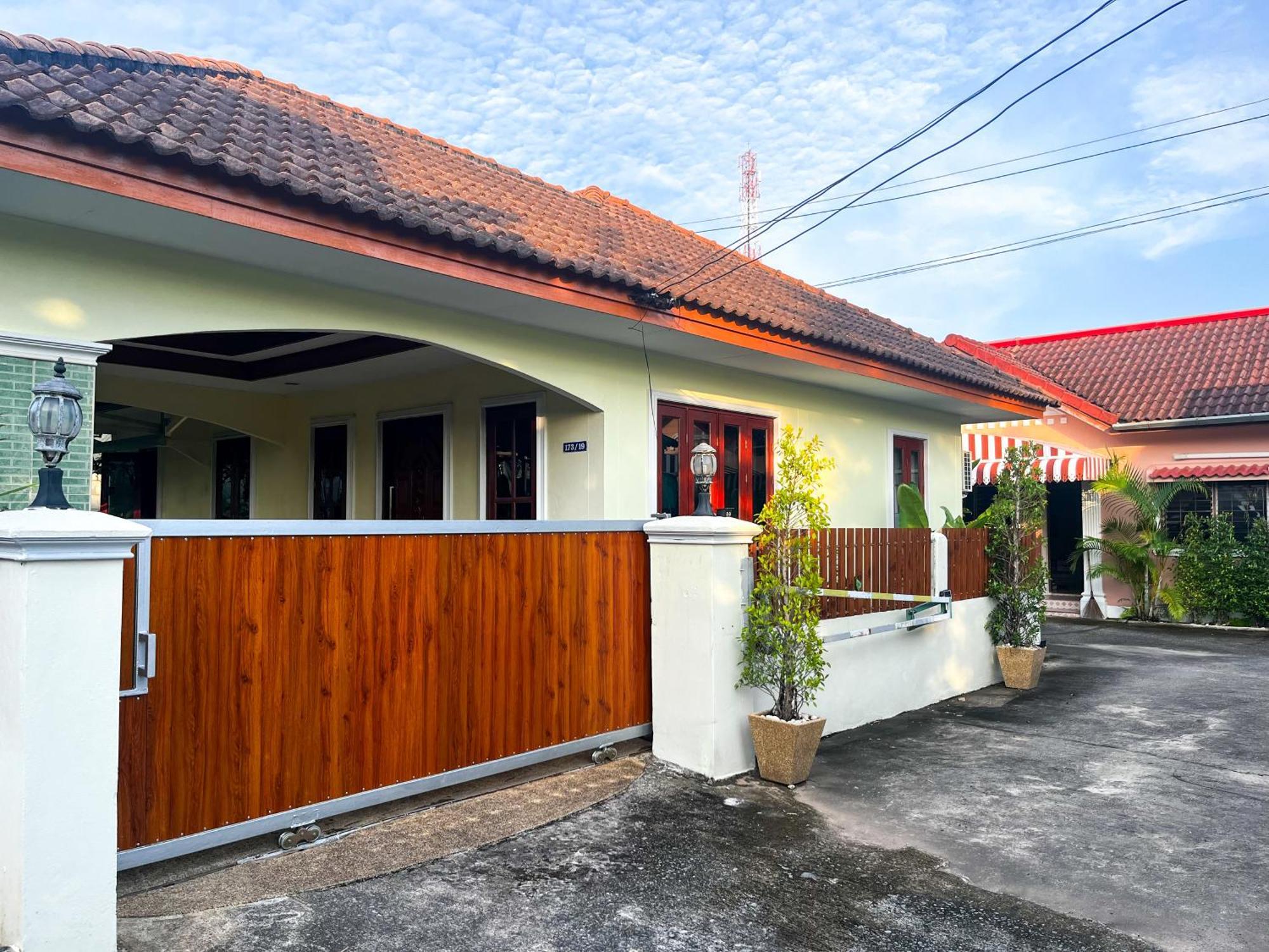 2Br Maryam Villa Near Tesco & Beach. バンタオビーチ エクステリア 写真