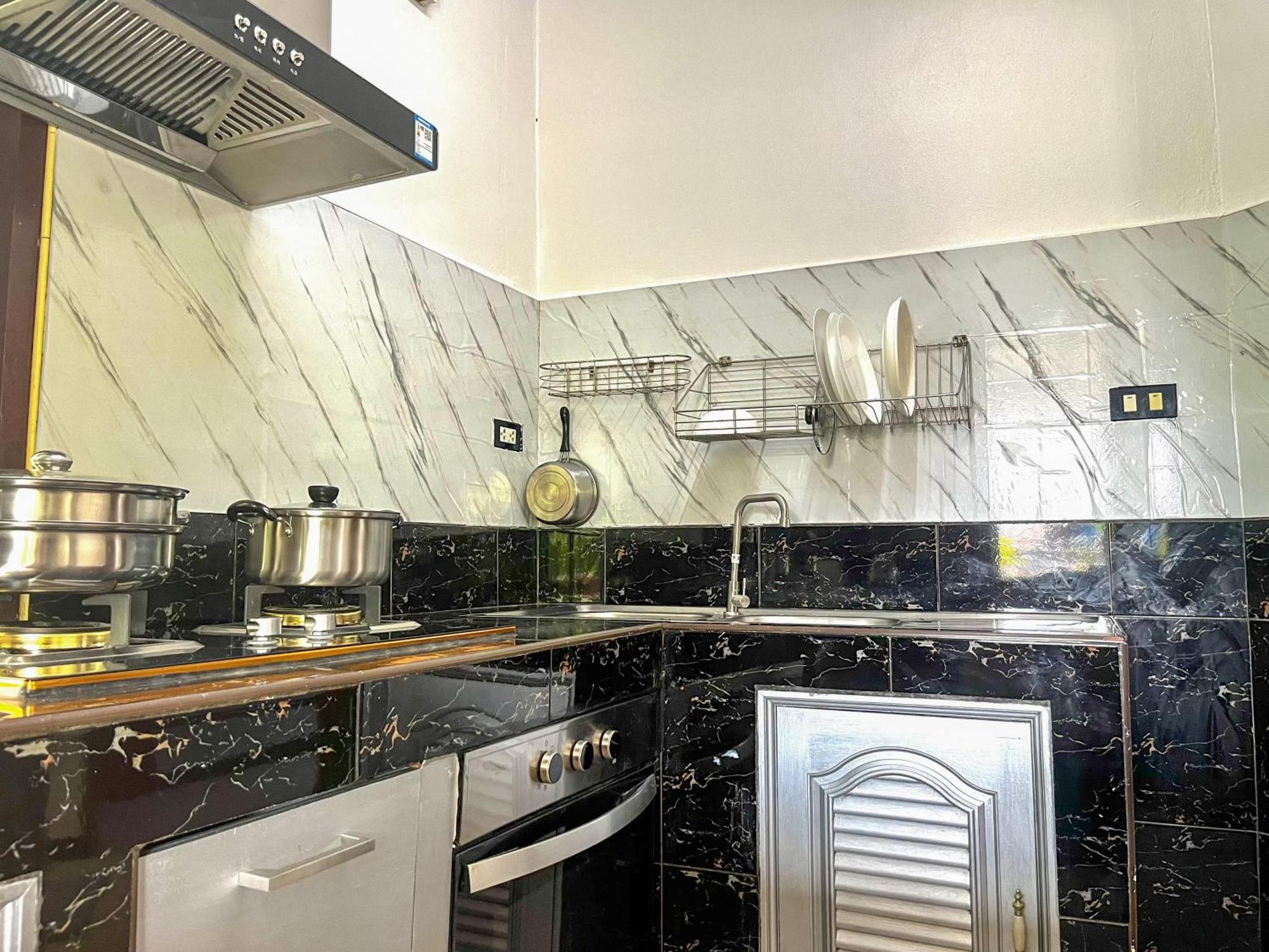 2Br Maryam Villa Near Tesco & Beach. バンタオビーチ エクステリア 写真