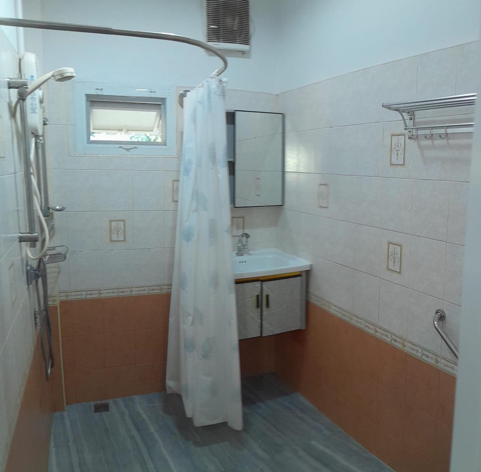 2Br Maryam Villa Near Tesco & Beach. バンタオビーチ エクステリア 写真